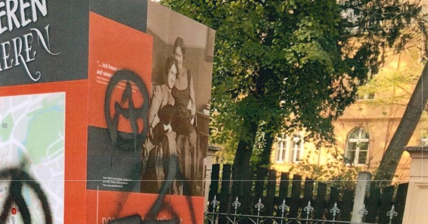 Gedenkstelen in Weimar beschädigt