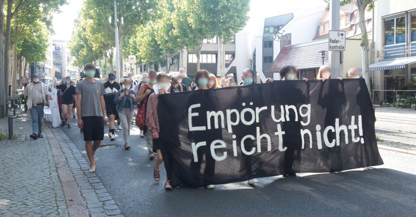„Empörung reicht nicht“: Demonstration für ein antirassistisches Thüringen